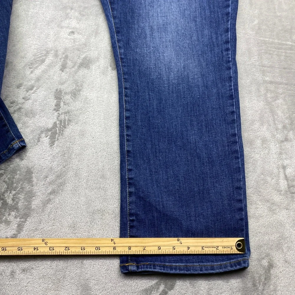 Lucky Brand 223 Straight Leg Mens Jeans Sz‎ 40 Blue Medium Wash Denim Pants